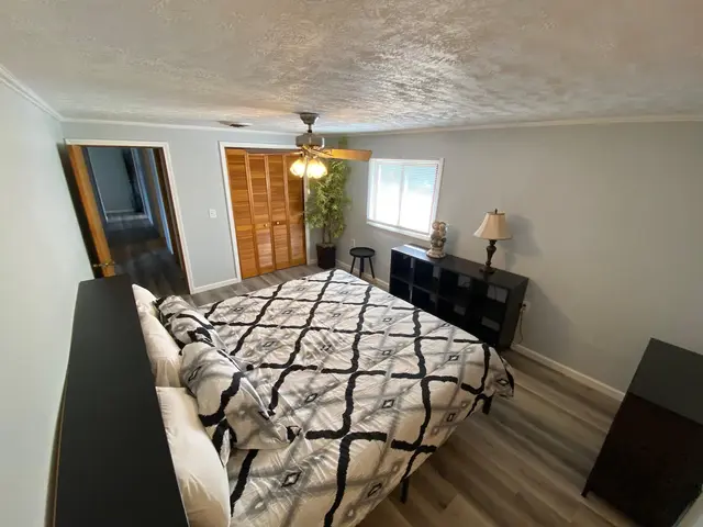 Master Bedroom #1, King