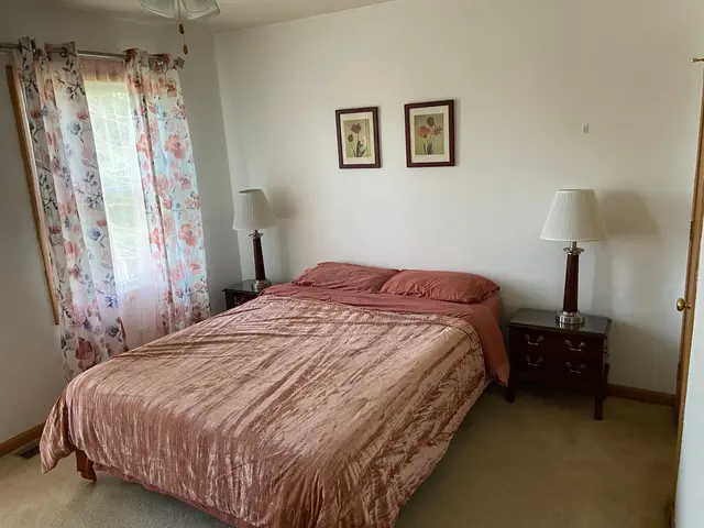 Upstairs Bedroom #2