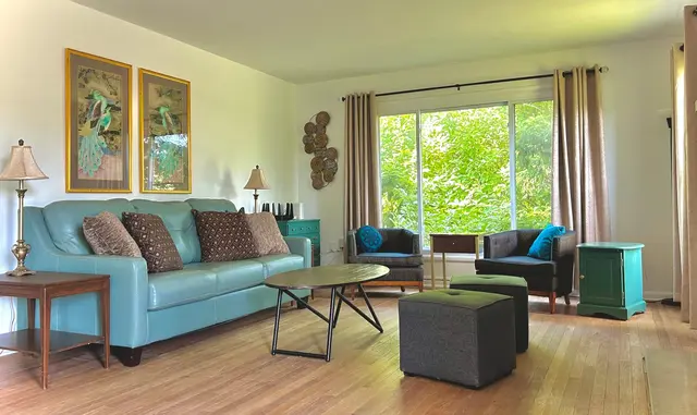 Living room, 2nd floor