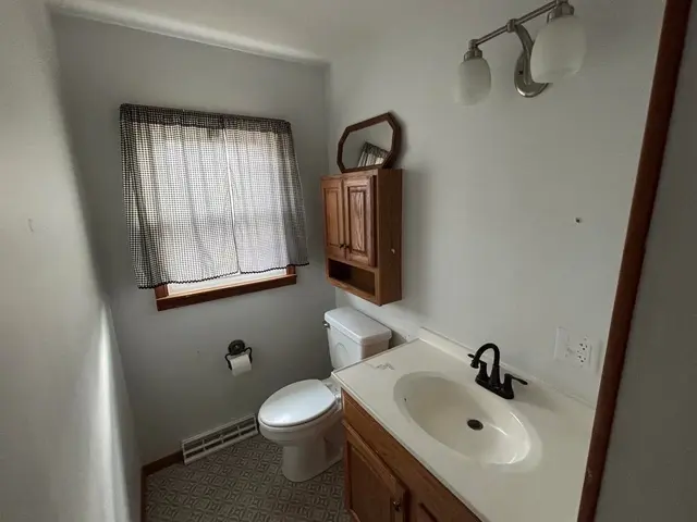 Bathroom #2
