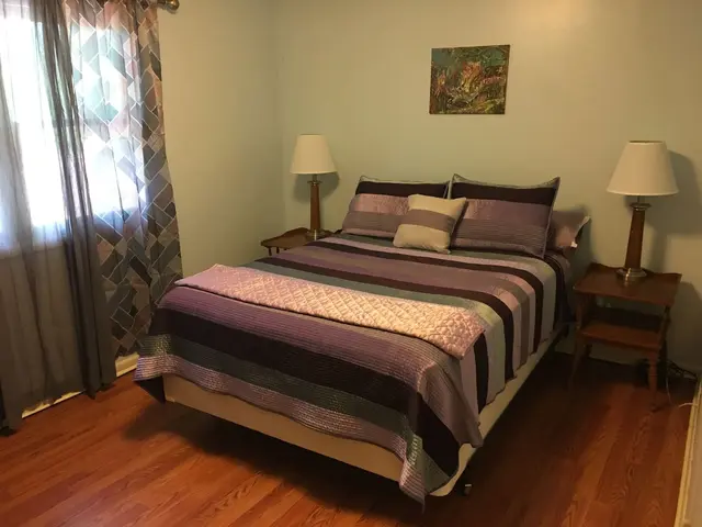 Bedroom #4 — Queen, 2nd floor